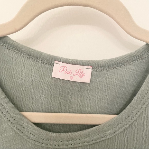 NWOT Pink Lily - Hold me forever Sage dress in medium - Picture 7 of 8